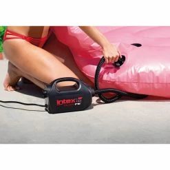 Gonfleur éléctrique Compresseur 12 & 220 V Intex -Bleu Piscine 68609 ambiance 2 min