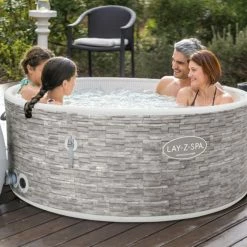 Spa Semi-rigide Bestway Lay-Z-Spa VANCOUVER AirJet Plus 5 Places 26 Spa Semi-rigide Bestway Lay-Z-Spa VANCOUVER AirJet Plus 5 Places -Bleu Piscine spa gonflable rond lay z spa vancouver airjet plus 6