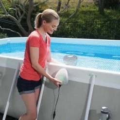 Lampe / Spot Magnétique à LED Multicolore Pour Piscine INTEX 18 Lampe / Spot Magnétique à LED Multicolore Pour Piscine INTEX -Bleu Piscine spot magnetique a led multicolore pour piscine intex 4